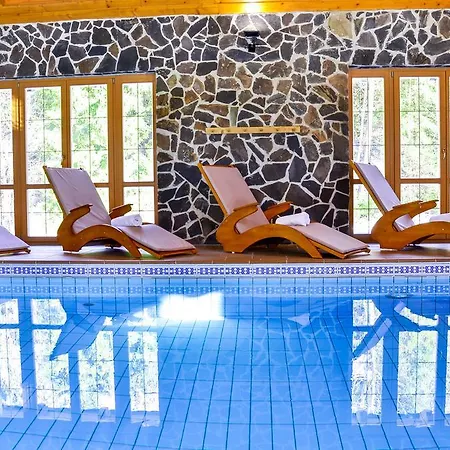 Hotel****liptovsky Dvor Ξενοδοχείο με διαμερίσματα Liptovský Ján