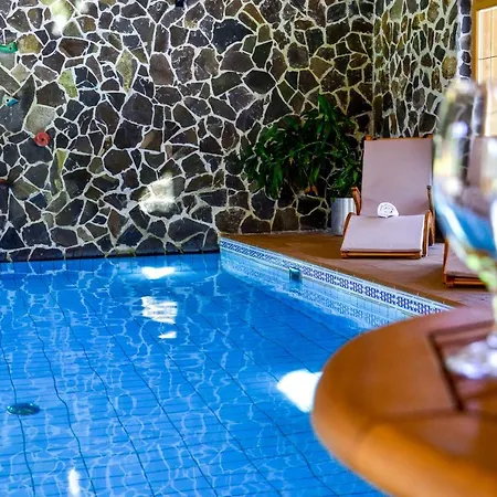 Ξενοδοχείο με διαμερίσματα Hotel****liptovsky Dvor Liptovský Ján